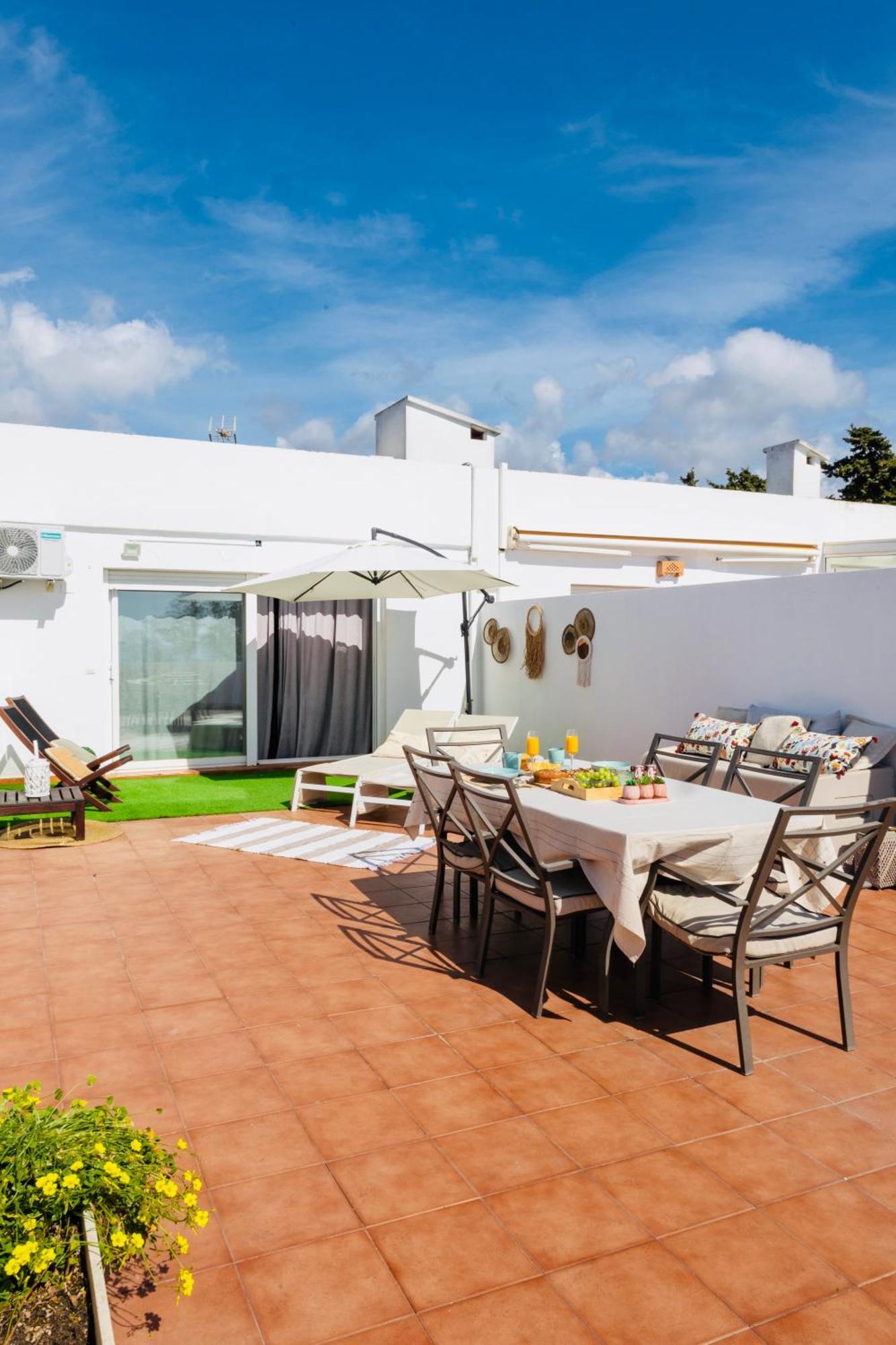 Frente A La Playa Apartamento Boutique En Марбелья Экстерьер фото