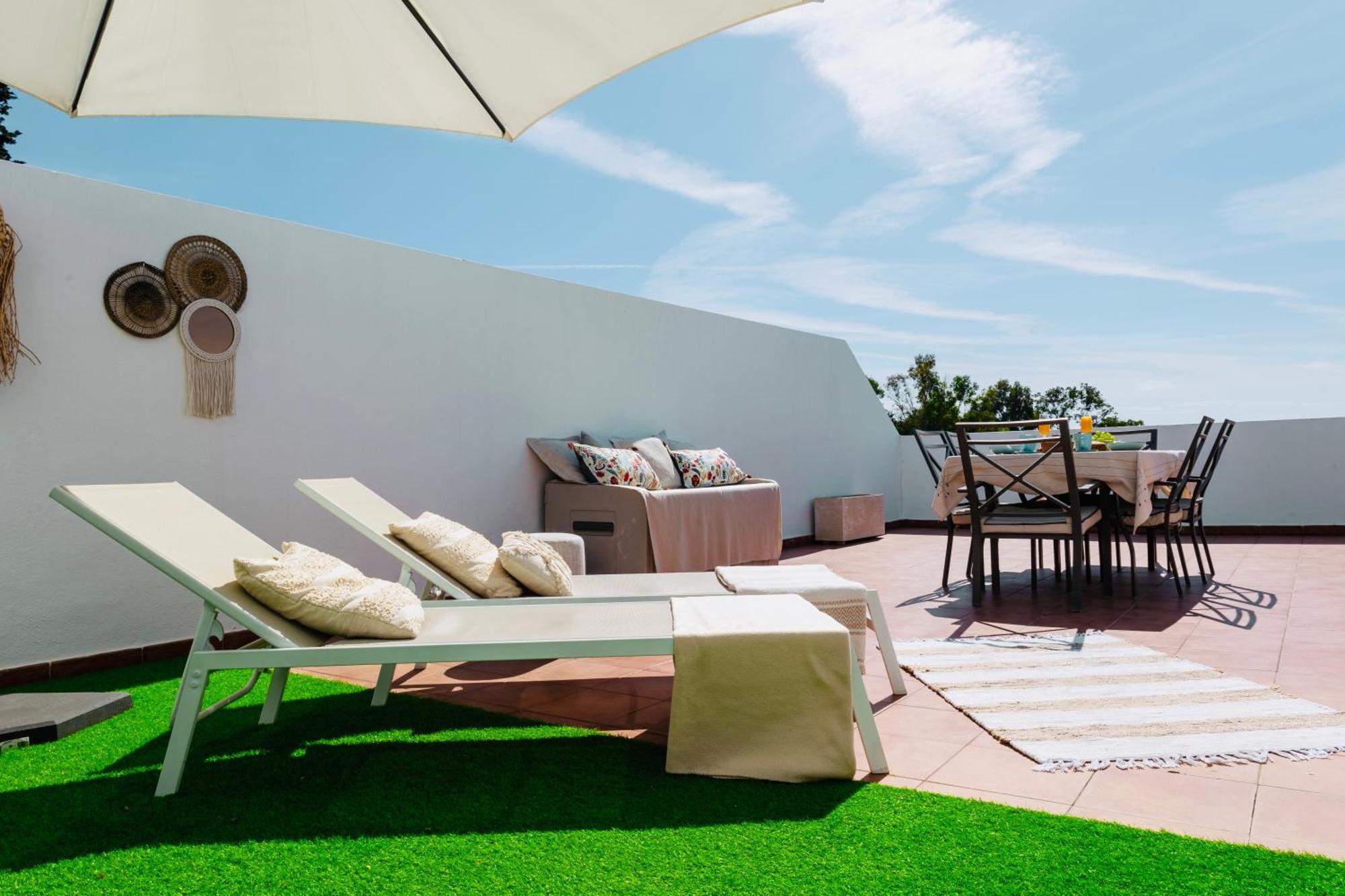 Frente A La Playa Apartamento Boutique En Марбелья Экстерьер фото